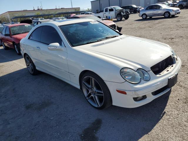 WDBTJ56H39F270059 - 2009 MERCEDES-BENZ CLK 350 WHITE photo 4