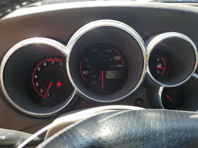 2T1KR32E24C235374 - 2004 TOYOTA COROLLA MA XR BLACK photo 9