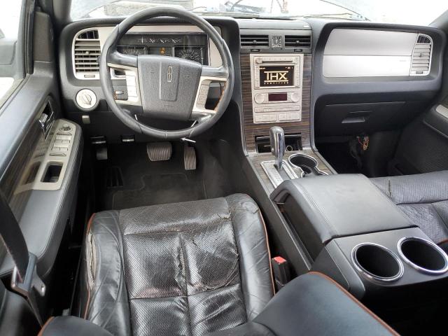 5LMFU27557LJ03153 - 2007 LINCOLN NAVIGATOR შავი ფოტო 8