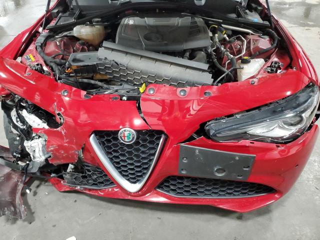 ZARFAEDN7H7557006 - 2017 ALFA ROMEO GIULIA Q4 红色 照片 11