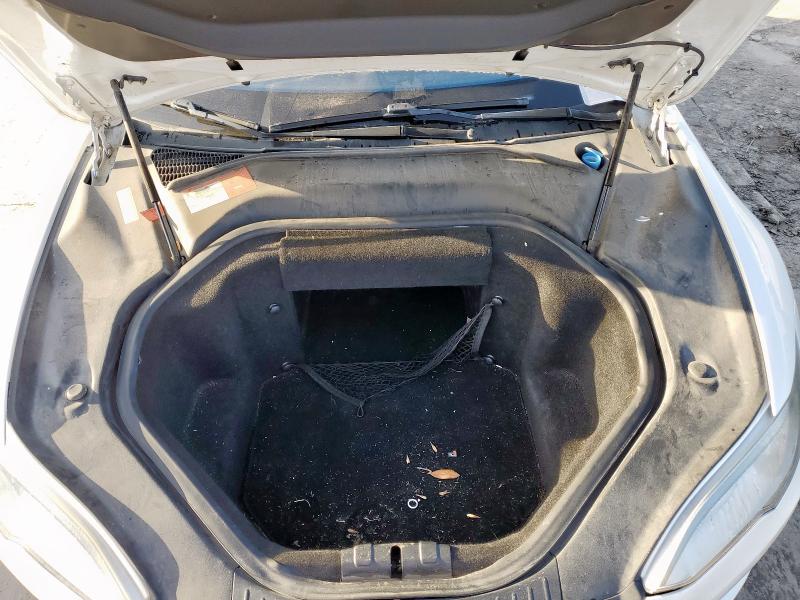 5YJSA1H12EFP51442 - 2014 TESLA MODEL S Սպիտակ լուսանկար 11