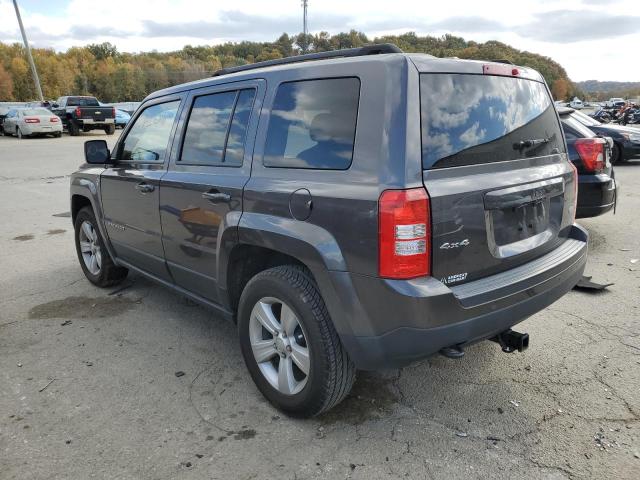 1C4NJRFB3FD366794 - 2015 JEEP PATRIOT LATITUDE GRAY photo 3