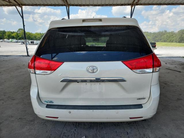 5TDYK3DC0BS003886 - 2011 TOYOTA SIENNA XLE WHITE photo 6
