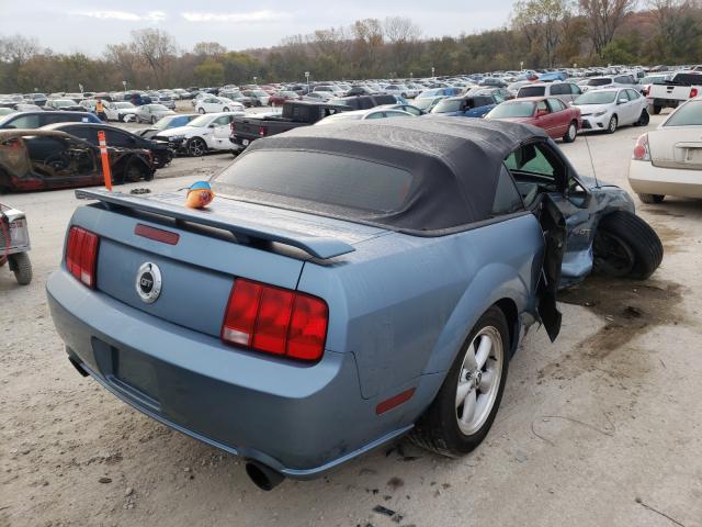 1ZVHT85H565259812 - 2006 FORD MUSTANG GT BLUE photo 4