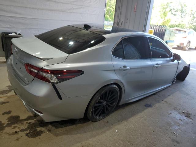 4T1K61BK4RU128545 - 2024 TOYOTA CAMRY XSE ვერცხლისფერი ფოტო 3