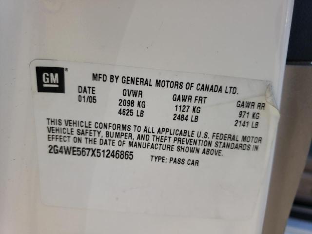 2G4WE567X51246865 - 2005 BUICK LACROSSE CXS WHITE photo 12