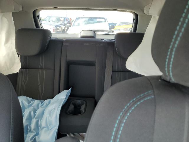 3GNCJLSB2GL238138 - 2016 CHEVROLET TRAX 1LT 银色 照片 10