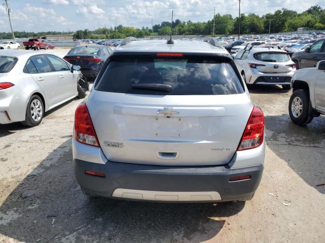 3GNCJLSB2GL238138 - 2016 CHEVROLET TRAX 1LT 银色 照片 6
