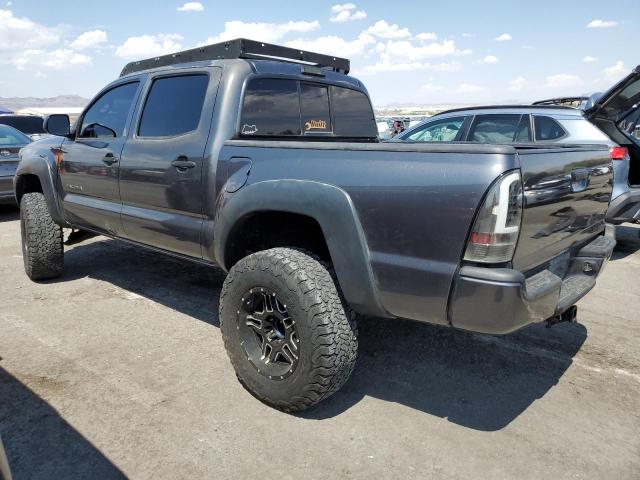 3TMJU4GN0DM156110 - 2013 TOYOTA TACOMA DOUBLE CAB PRERUNNER GRAY photo 2