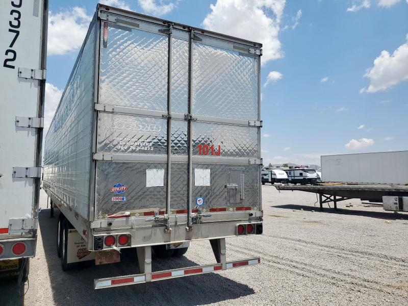 1UYVS2537CU381813 - 2012 UTILITY TRAILER WHITE photo 3