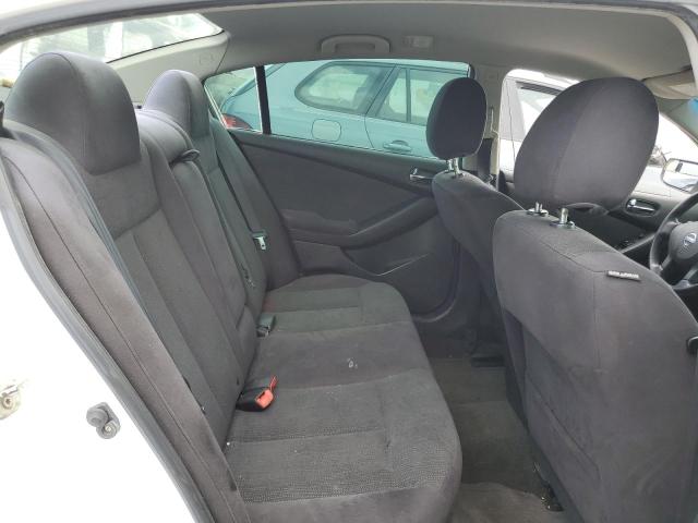 1N4AL2AP4BC172817 - 2011 NISSAN ALTIMA BASE WHITE photo 10