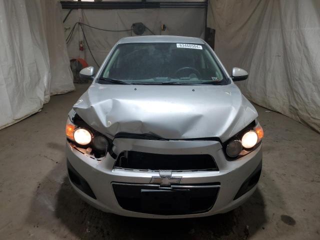 1G1JA5SG0D4232940 - 2013 CHEVROLET SONIC LS 银色 照片 5
