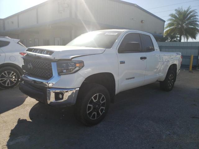 5TFRY5F1XKX251910 - 2019 TOYOTA TUNDRA DOUBLE CAB SR/SR5 WHITE photo 2