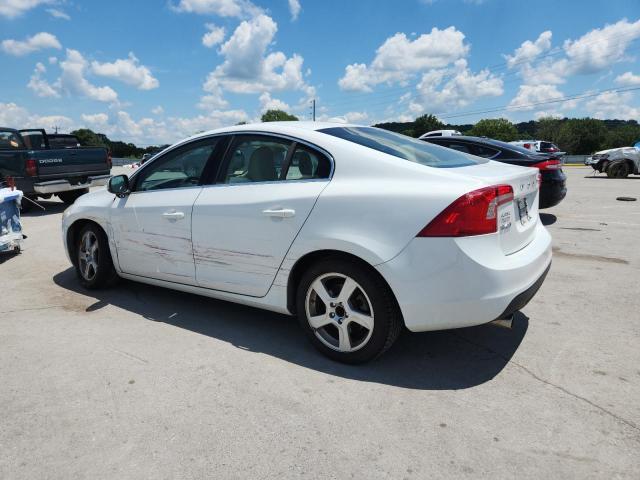 YV1612FS0D1228540 - 2013 VOLVO S60 T5 თეთრი ფოტო 2