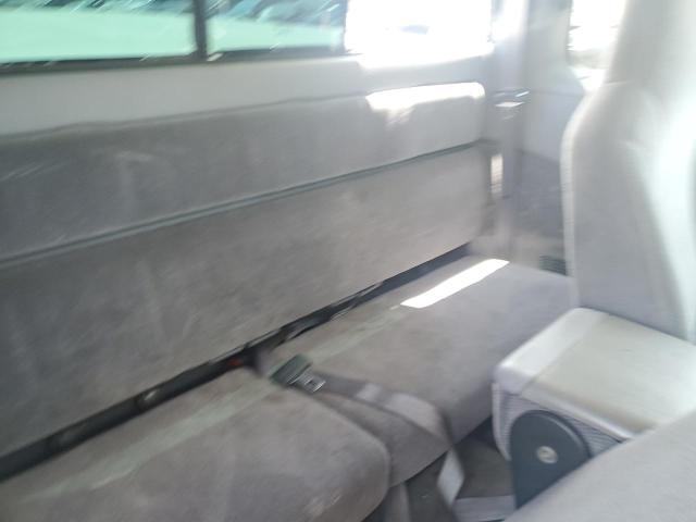 1B7GL22X1YS697058 - 2000 DODGE DAKOTA WHITE photo 10