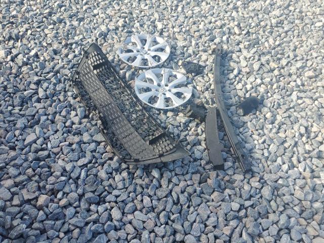 5YFEPMAE3MP219209 - 2021 TOYOTA COROLLA LE წითელი ფოტო 12