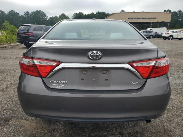 4T1BF1FK7GU175107 - 2016 TOYOTA CAMRY LE 灰色 照片 6