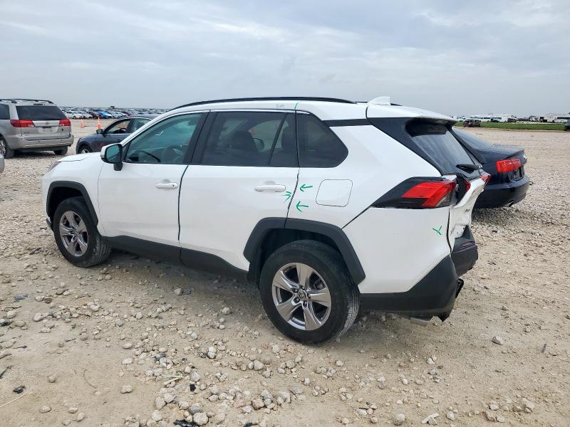 2T3W1RFV7PW256611 - 2023 TOYOTA RAV4 XLE WHITE photo 2