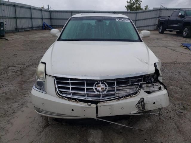 1G6KD5E65BU100472 - 2011 CADILLAC DTS LUXURY COLLECTION WHITE photo 5