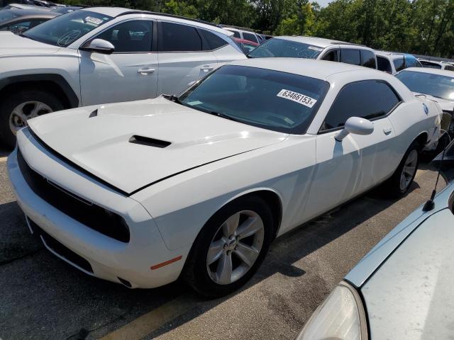 2C3CDZAG5JH325388 - 2018 DODGE CHALLENGER SXT WHITE photo 1