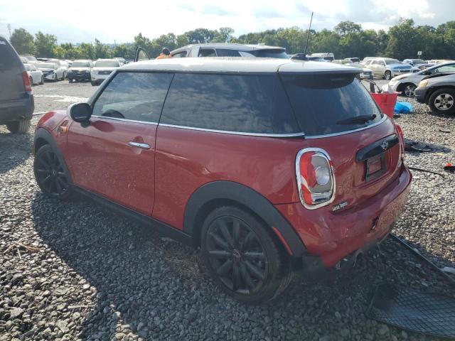 WMWXP5C55J2G64069 - 2018 MINI COOPER Rot Foto 2