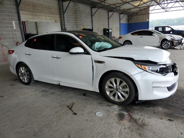 5XXGU4L30GG013047 - 2016 KIA OPTIMA EX WHITE photo 4