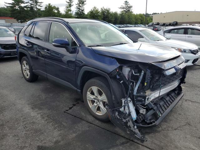 JTMP1RFV8KD509235 - 2019 TOYOTA RAV4 XLE BLUE photo 4