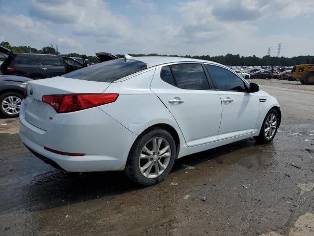 5XXGM4A71DG097431 - 2013 KIA OPTIMA LX WHITE photo 3