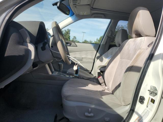 JF2SH6CC4AH760575 - 2010 SUBARU FORESTER 2.5X PREMIUM WHITE photo 7