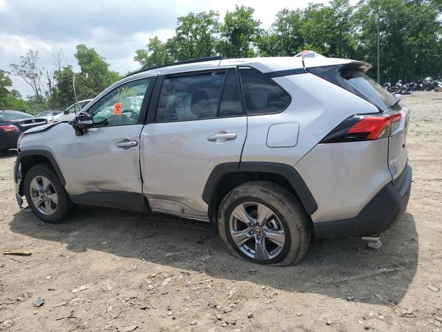 4T3RWRFV1SU176146 - 2025 TOYOTA RAV4 XLE SILVER photo 2