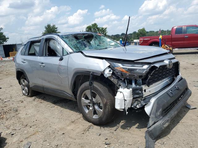 4T3RWRFV1SU176146 - 2025 TOYOTA RAV4 XLE SILVER photo 4