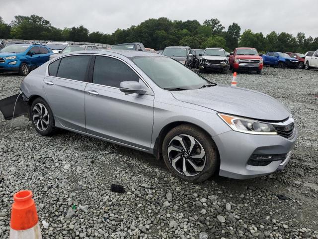 1HGCR2F87HA116069 - 2017 HONDA ACCORD EXL SILVER photo 4