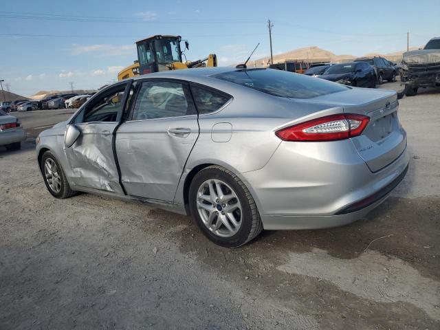 3FA6P0H76GR397155 - 2016 FORD FUSION SE SILVER photo 2