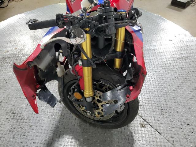 JH2PC40J0RK100565 - 2024 HONDA CBR600 RR RED photo 9