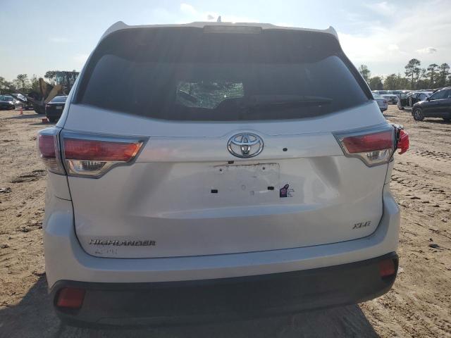 5TDKKRFH7GS504475 - 2016 TOYOTA HIGHLANDER XLE WHITE photo 6
