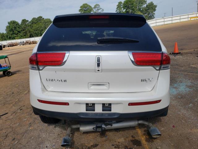 2LMDJ6JK4CBL04744 - 2012 LINCOLN MKX WHITE photo 6