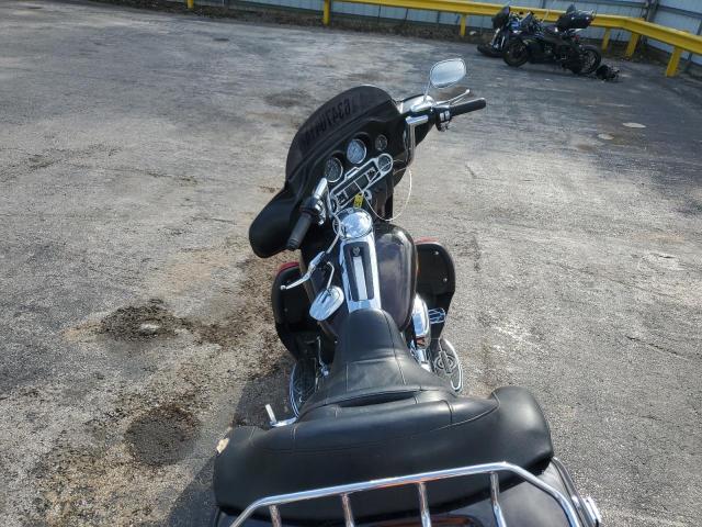 1HD1KEM12AB651388 - 2010 HARLEY-DAVIDSON FLHTK TWO TONE photo 6