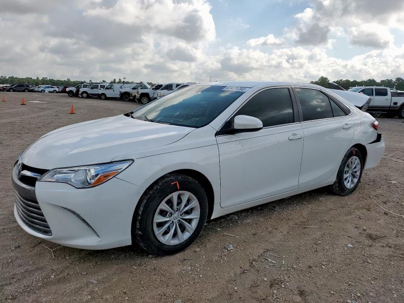 2017 TOYOTA CAMRY LE, null