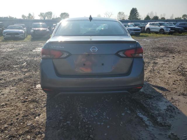 3N1CN8EV6ML886242 - 2021 NISSAN VERSA SV GRAY photo 6