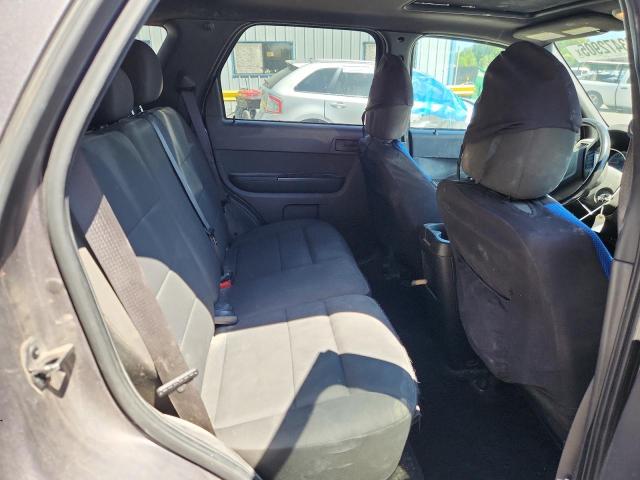 1FMCU0D72CKC18552 - 2012 FORD ESCAPE XLT GRAY photo 11