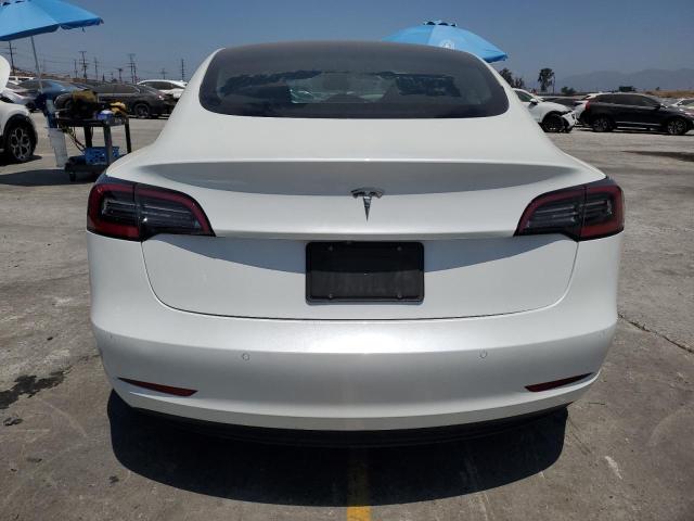 5YJ3E1EA3NF317849 - 2022 TESLA MODEL 3 Weiß Foto 6