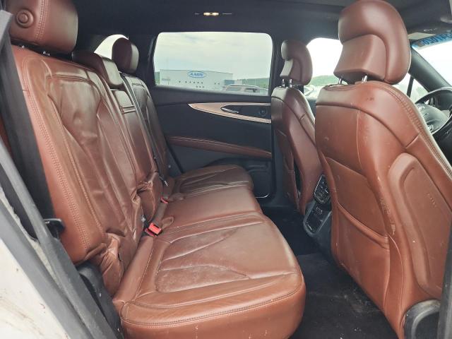 2LMTJ8LP6GBL50324 - 2016 LINCOLN MKX RESERVE თეთრი ფოტო 11