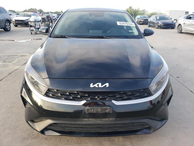 3KPF24AD6NE439909 - 2022 KIA FORTE FE BLACK photo 5