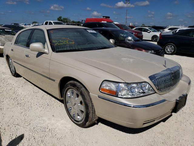 1LNHM83W93Y651277 - 2003 LINCOLN TOWN CARTIER WHITE photo 1