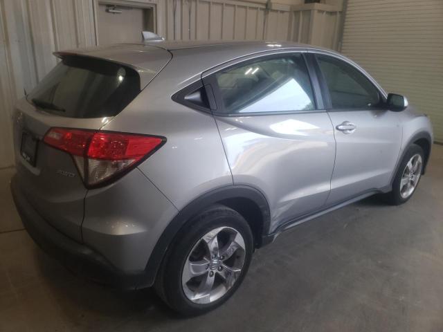 3CZRU6H32KG722706 - 2019 HONDA HR-V LX SILVER photo 3