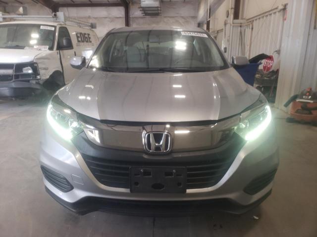 3CZRU6H32KG722706 - 2019 HONDA HR-V LX SILVER photo 5