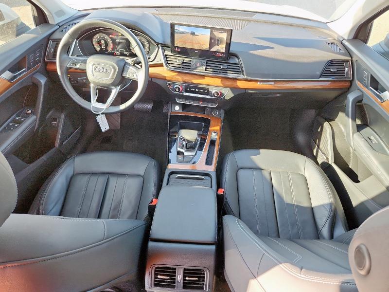 WA1BAAFY1M2104980 - 2021 AUDI Q5 PREMIUM PLUS WHITE photo 8