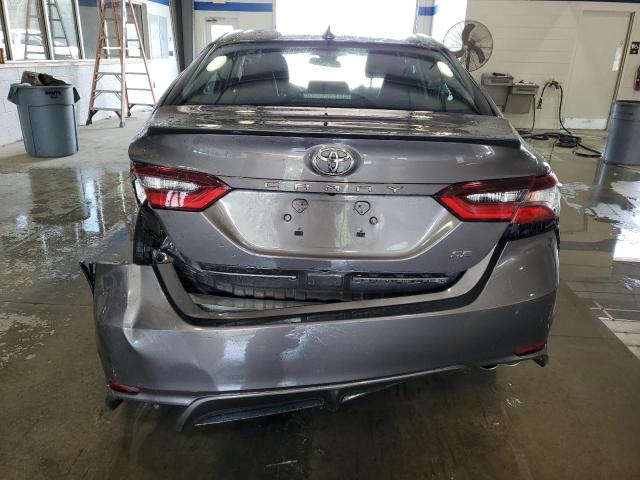 4T1G11AK8RU884921 - 2024 TOYOTA CAMRY SE NIGHT SHADE GRAY photo 6