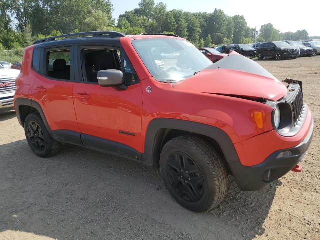 ZACCJBCB9JPG72279 - 2018 JEEP RENEGADE TRAILHAWK RED photo 4