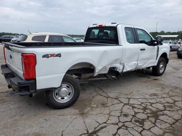 1FT7X2BA1PED53257 - 2023 FORD F250 SUPER DUTY WHITE photo 3